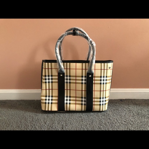 VINTAGE Burberry London Tote Bag - Picture 5 of 8